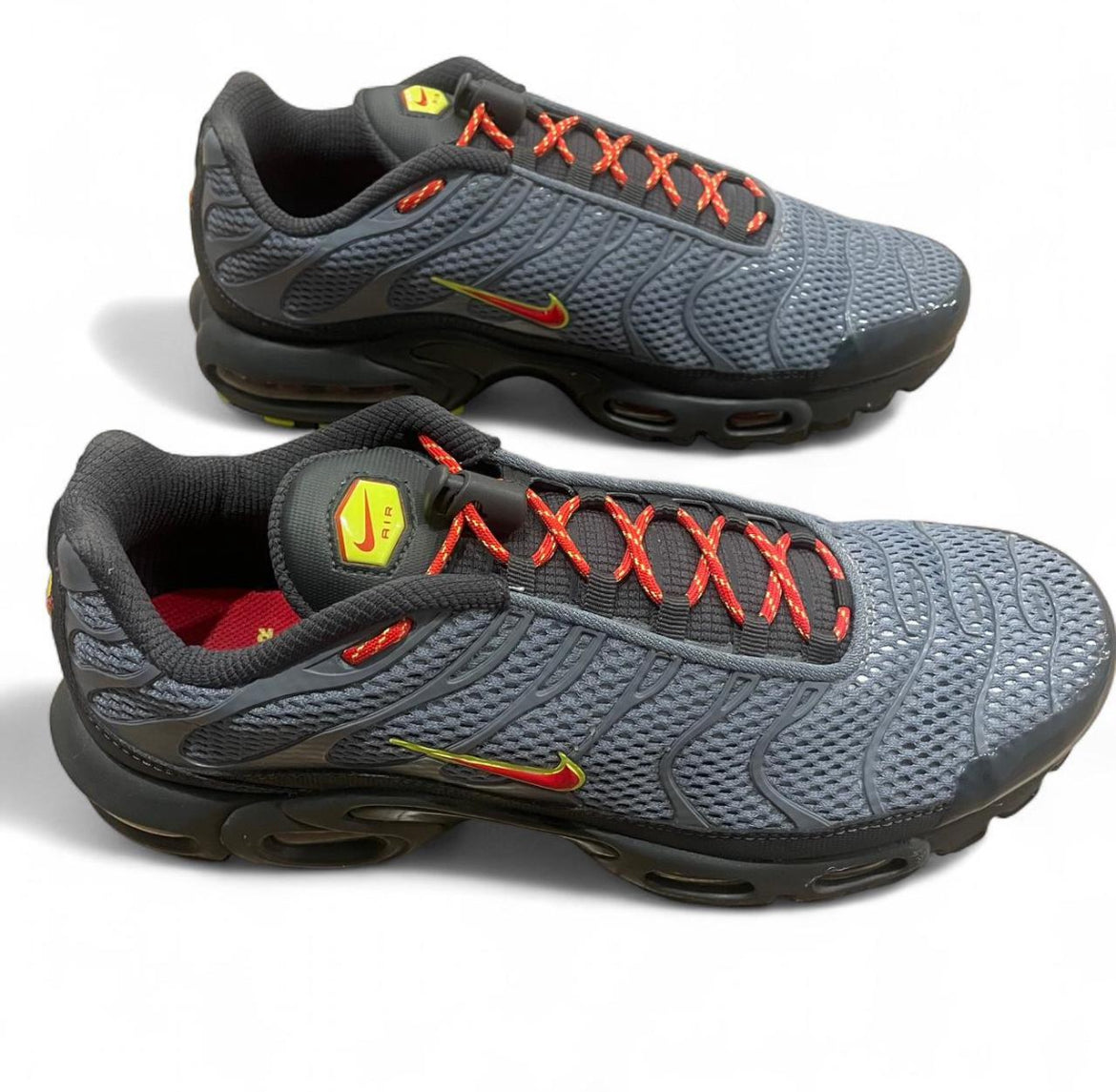 CQ6359-002 Nike Air Max Plus TN ‘Toggle Lacing Grey’ (2019)