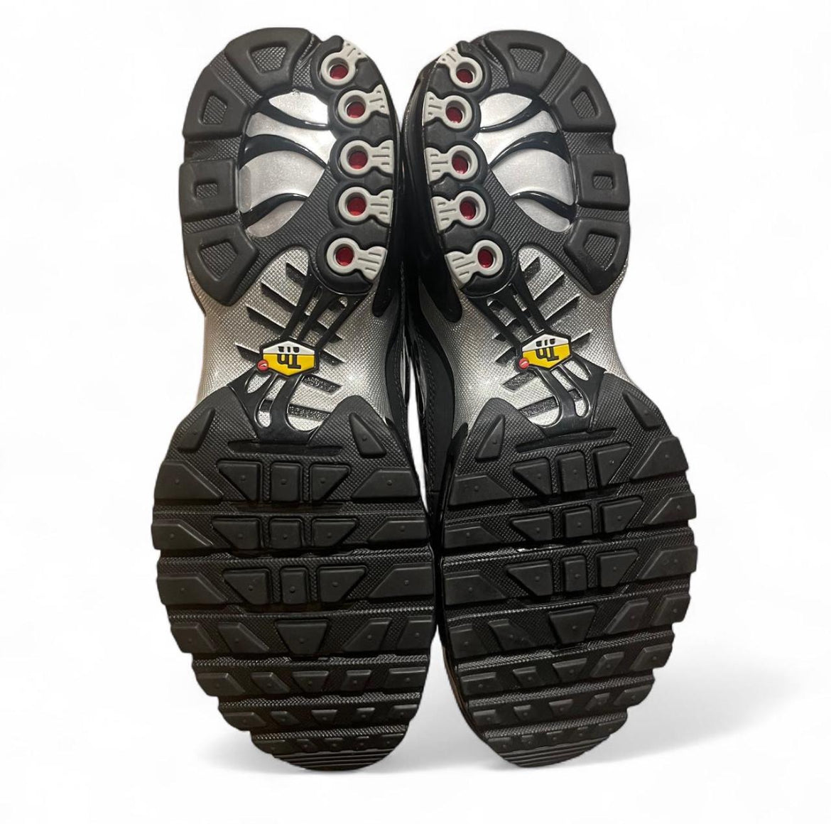 HQ3029-001 Nike Air Max Plus TN ‘Black Reflective Silver’ (2024)