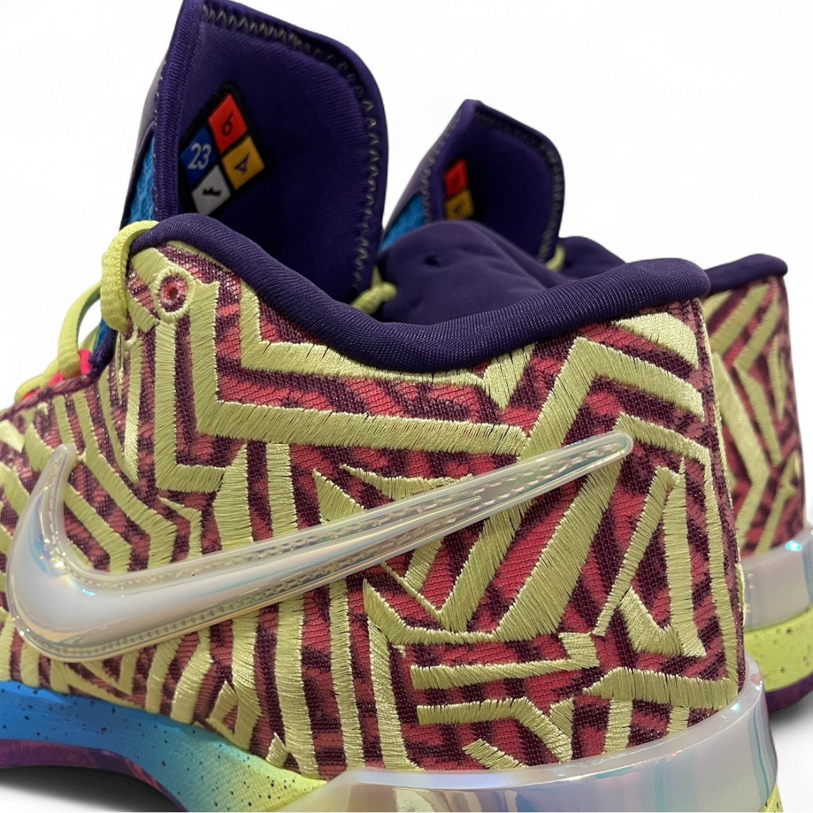 IB1272-500 Nike Zoom LeBron NXXT Genisus ‘Viotech’ (2025)