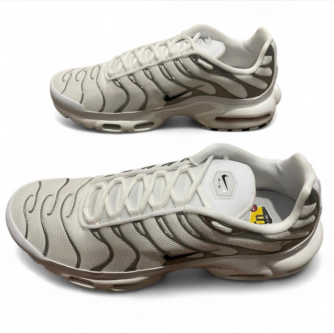HJ9743-100 Nike Air Max Plus TN (Womens) ‘White Metallic Silver’ (2024)