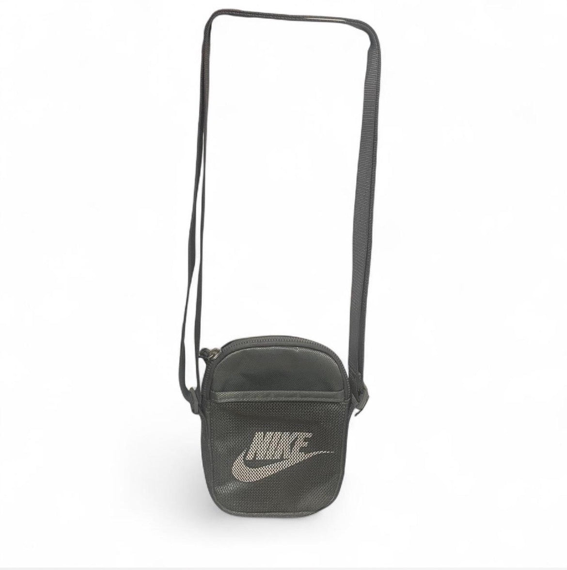 BA5871-084 Nike Heritage Cross-Body Bag ‘Smoke Grey Summit White’ (2024)