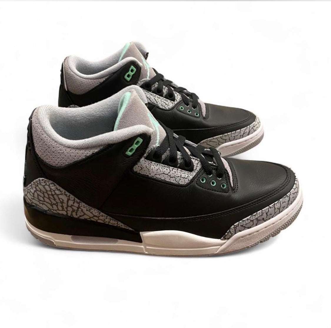 CT8532-031 Jordan 3 Retro ‘Green Glow’ (2024)