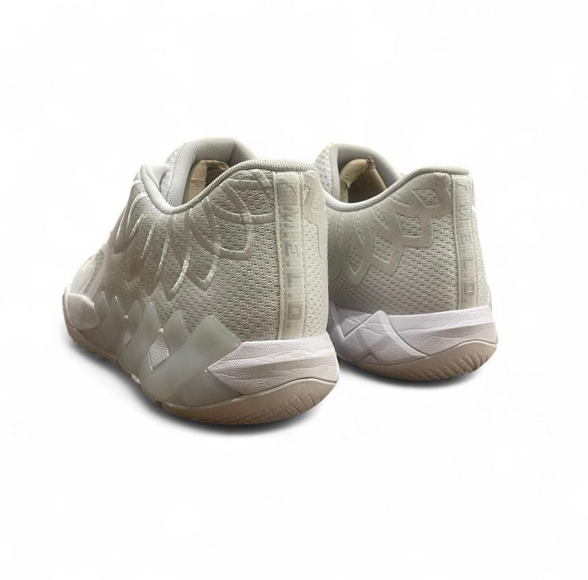 376941-04 Puma LaMelo Ball MB.01 Lo ‘White Silver’ (2022)