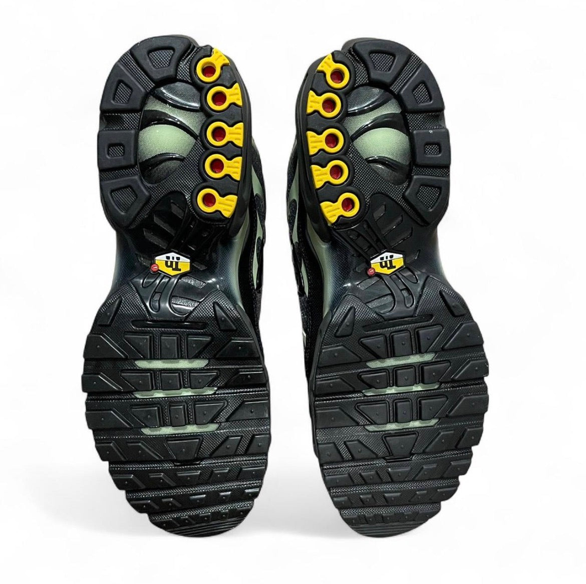 DM0032-035 Nike Air Max Plus TN ‘Iron Grey Light Liquid Lime Black’ (2026)