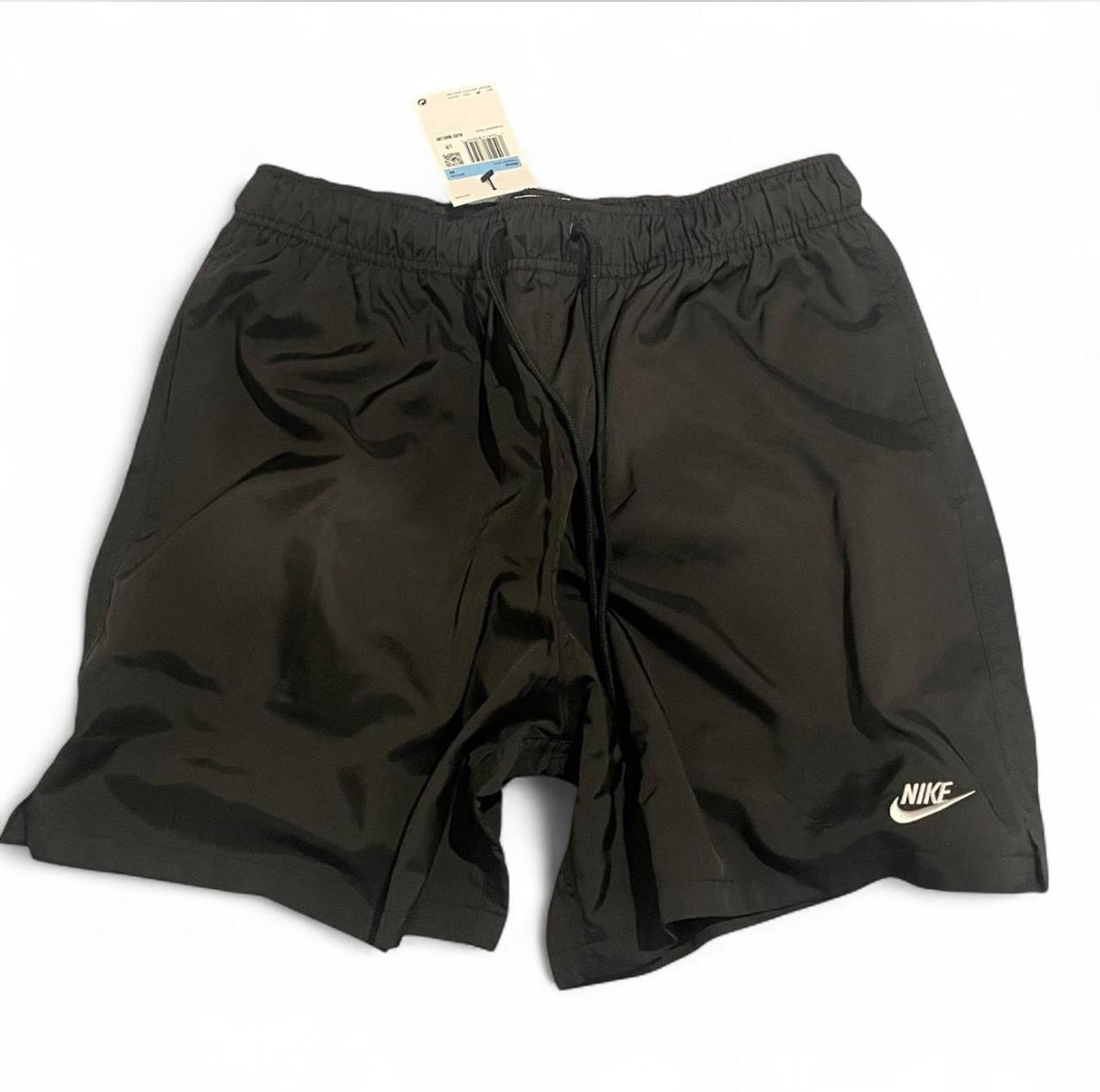 FN3307-010 Nike Club Woven Flow Shorts ‘Black/White Branding’ (2024)