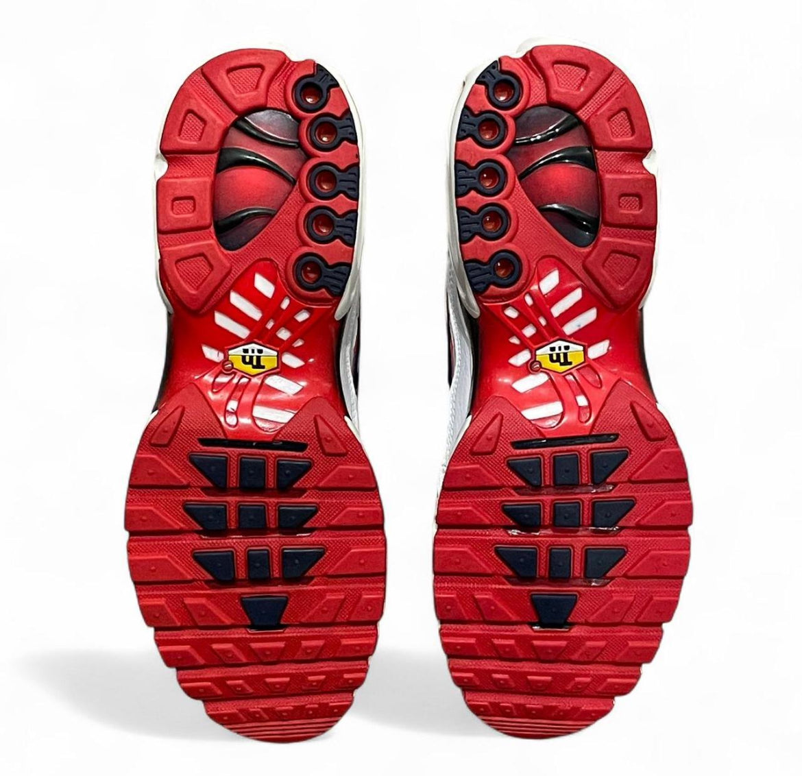 FN3410-100 Nike Air Max Plus TN ‘White University Red Bloodshot’ (2023)