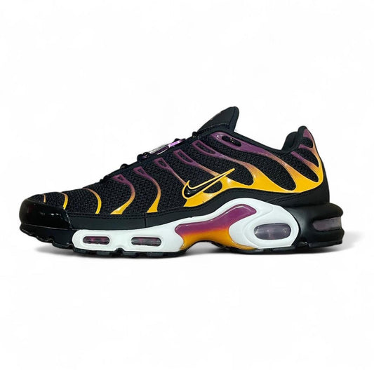 DX2663-001 Nike Air Max Plus TN ‘University Gold Viotech Purple’ (2022)