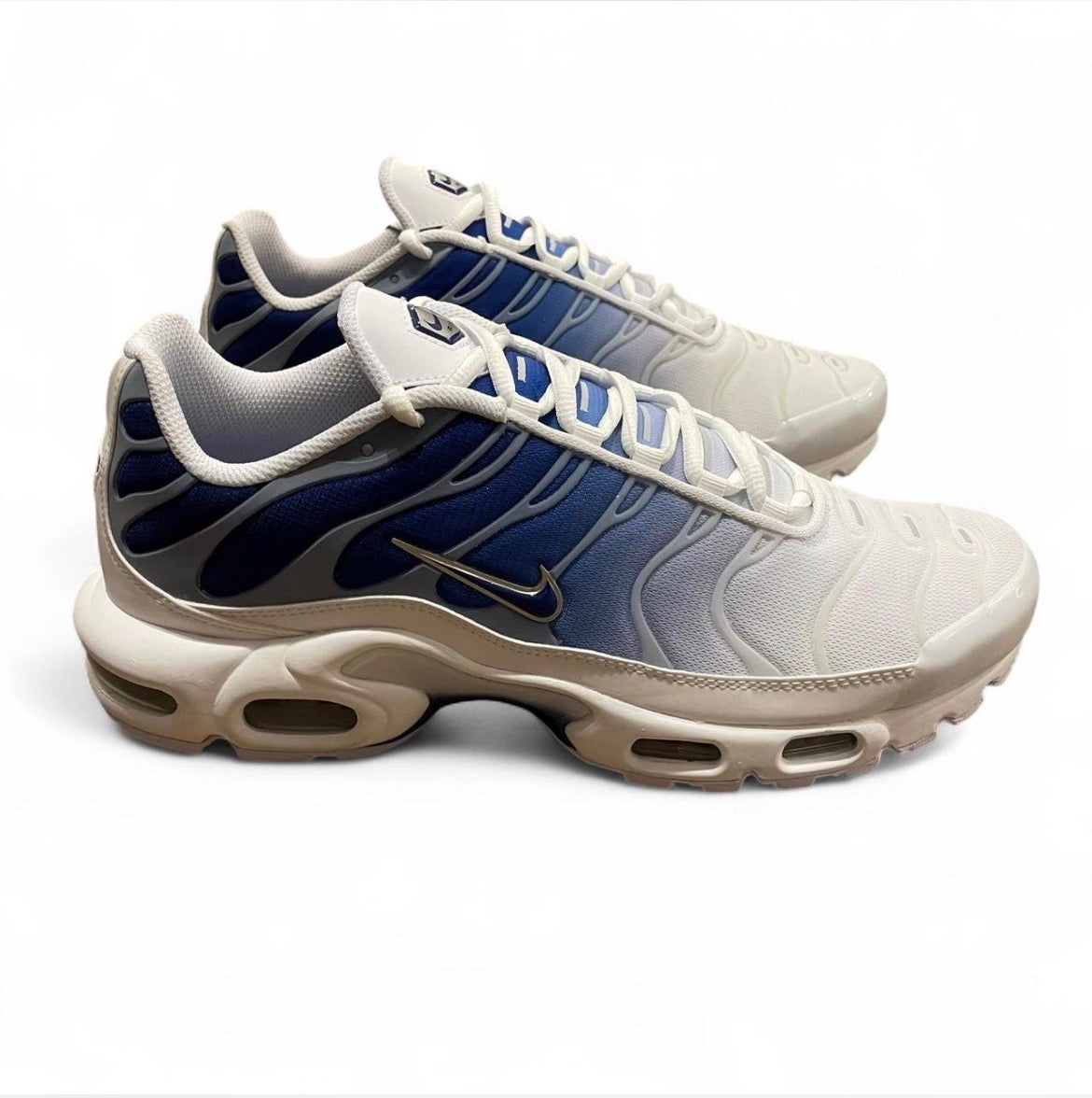 FZ4345-100 Nike Air Max Plus TN (Womens) ‘Blue Fade’ (2024)