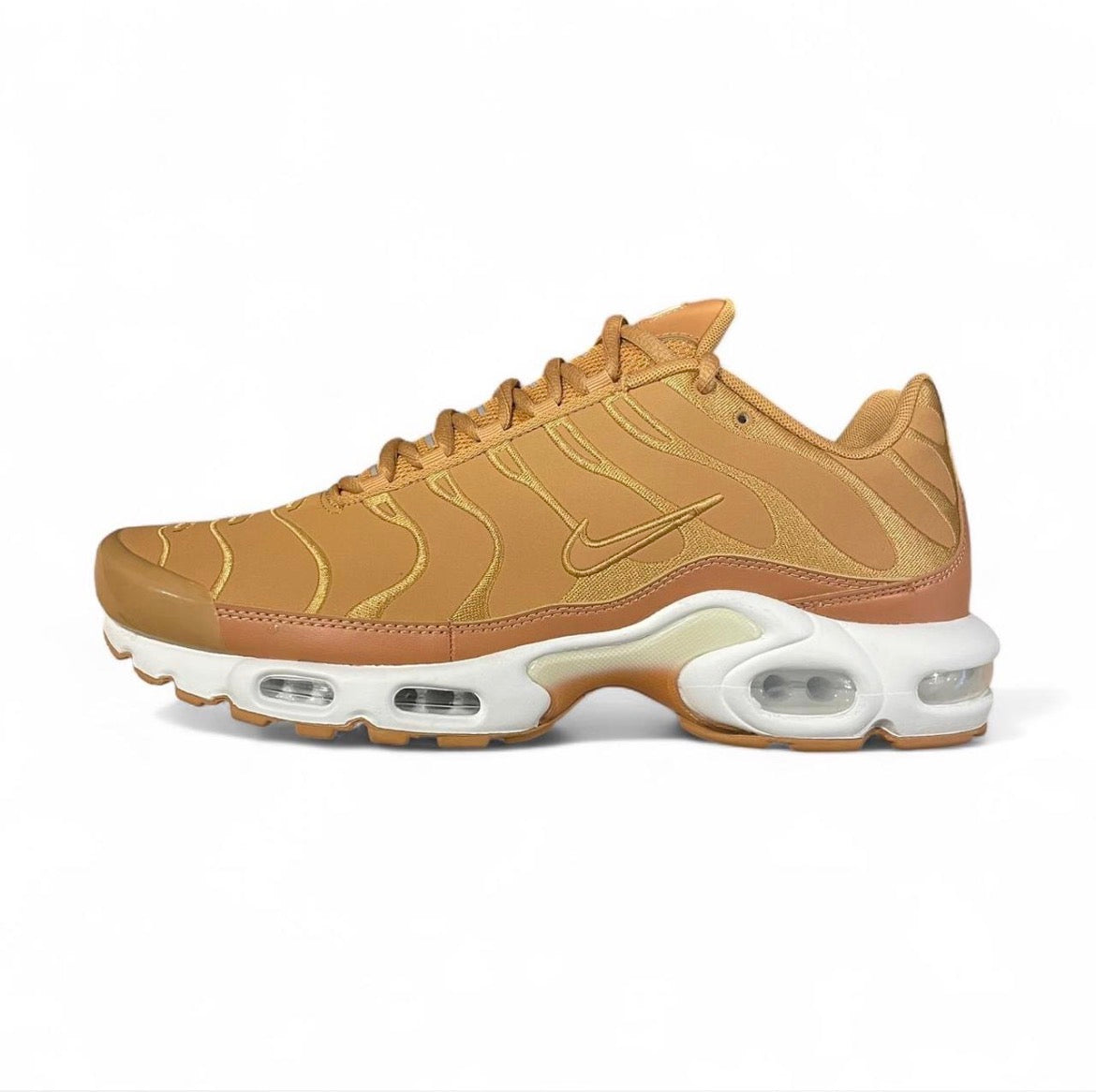 FZ8815-200 Nike Air Max Plus TN ‘Flax Sail’ (2024)