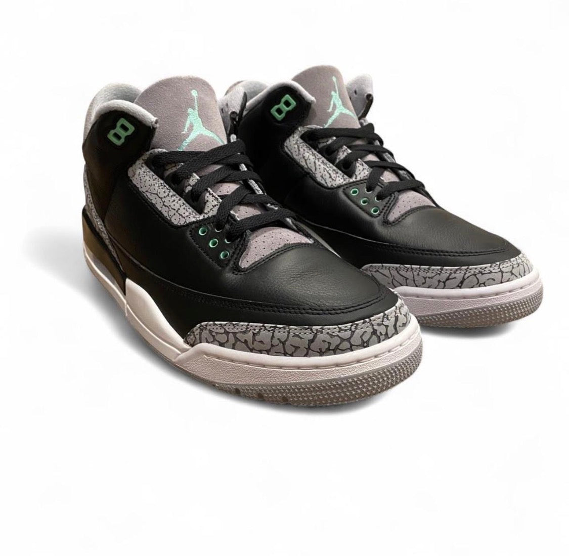 CT8532-031 Jordan 3 Retro ‘Green Glow’ (2024)