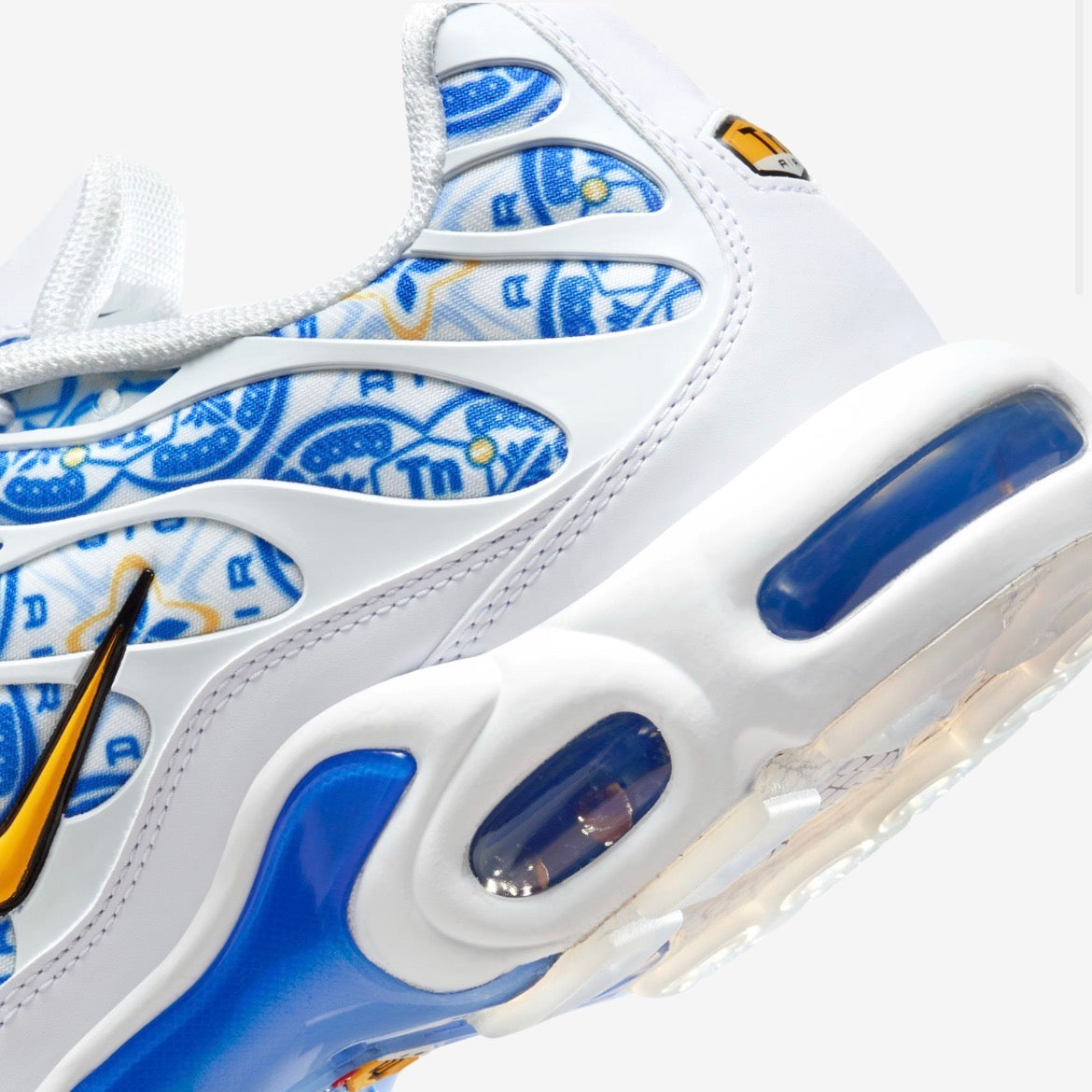 IM5982-100 Nike Air Max Plus TN ‘Lisboa’ (2025)