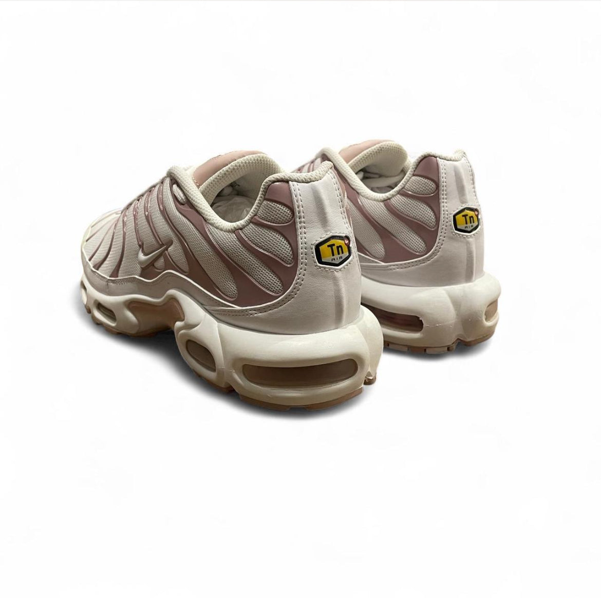 DM2362-101 Nike Air Max Plus TN (Womens) ‘White Pink Oxford’ (2021)
