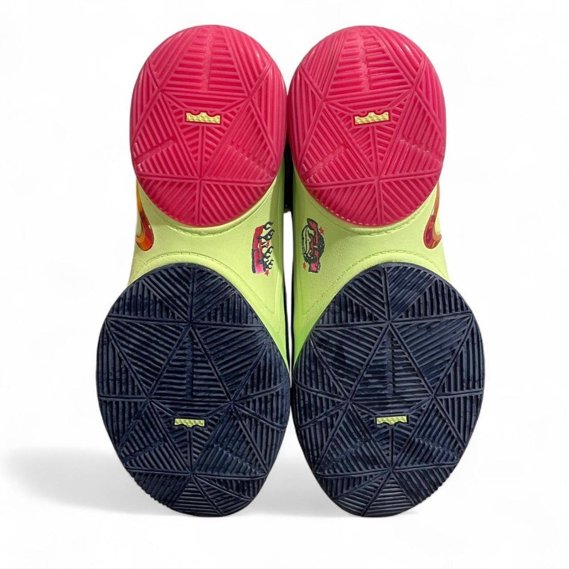 HV8451-400 Nike LeBron XXII ‘Bryce’s World’ (2025)