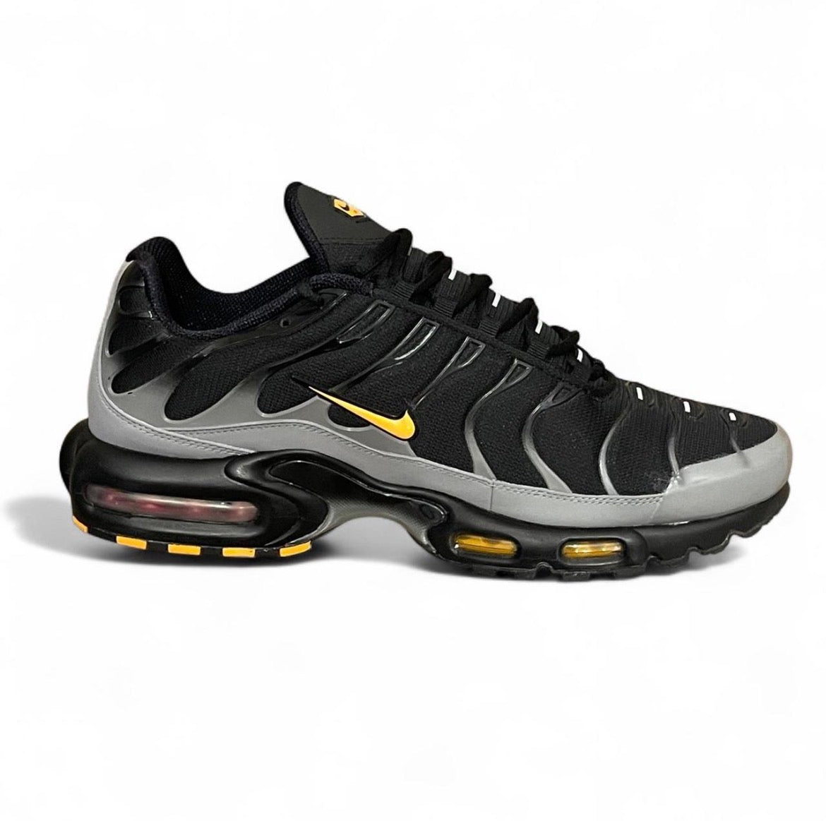 DC0956-001 Nike Air Max Plus TN ‘Batman’ (2021)