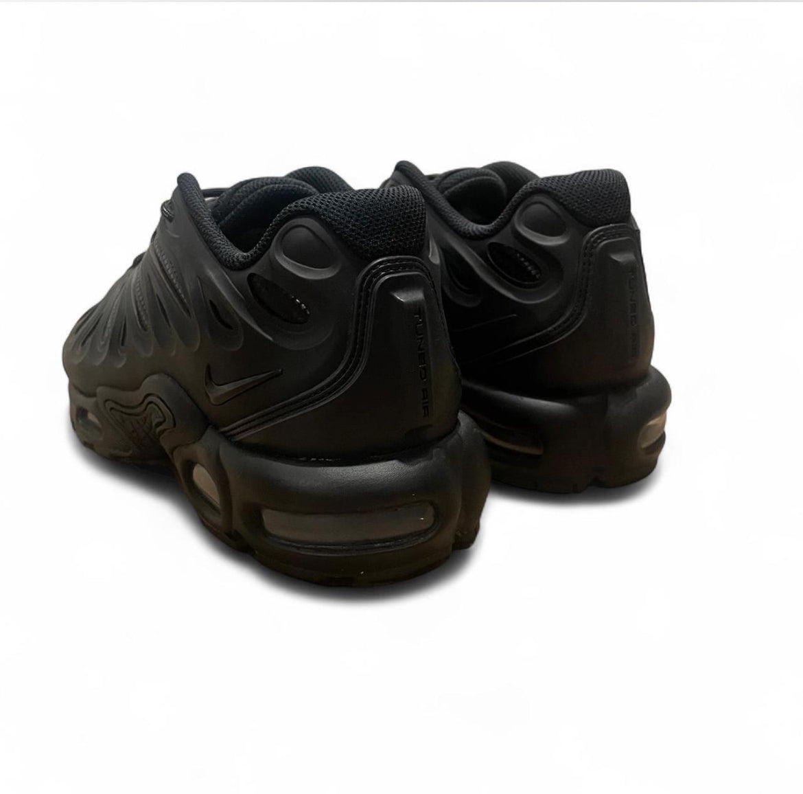 HF0785-001 Nike Air Max Plus TN Drift ‘Black Anthracite’ (2024)