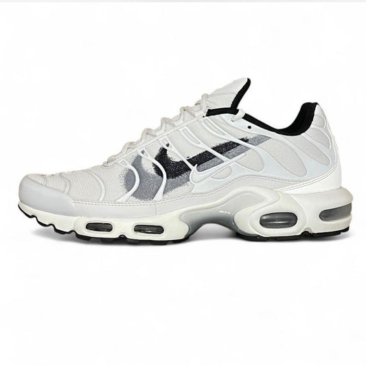 FD0658-100 Nike Air Max Plus TN ‘Spray Paint Swoosh’ (2022)