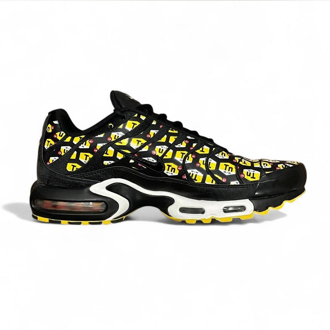 903827-002 Nike Air Max Plus TN ‘All-Over Print Black’ (2018)