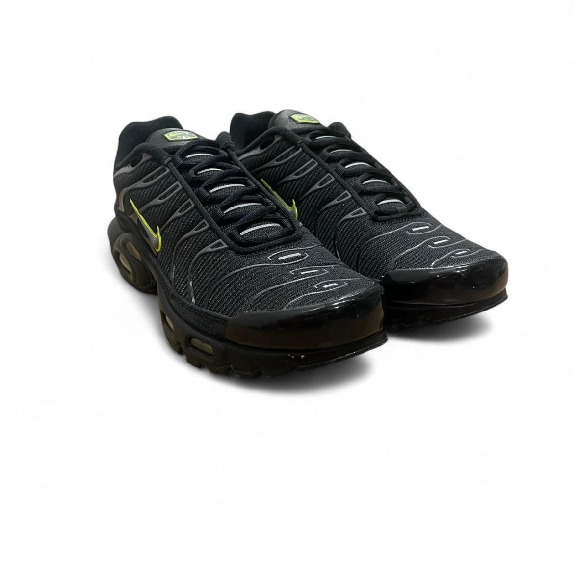 FQ2381-001 Nike Air Max Plus TN ‘Black Volt’ (2023)
