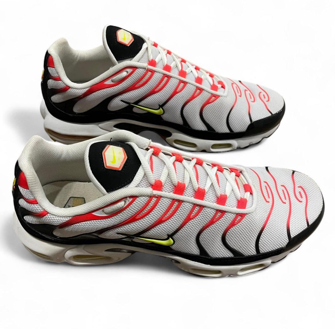 CI3714-100 Nike Air Max Plus TN ‘White Crimson Venom’ (2020)