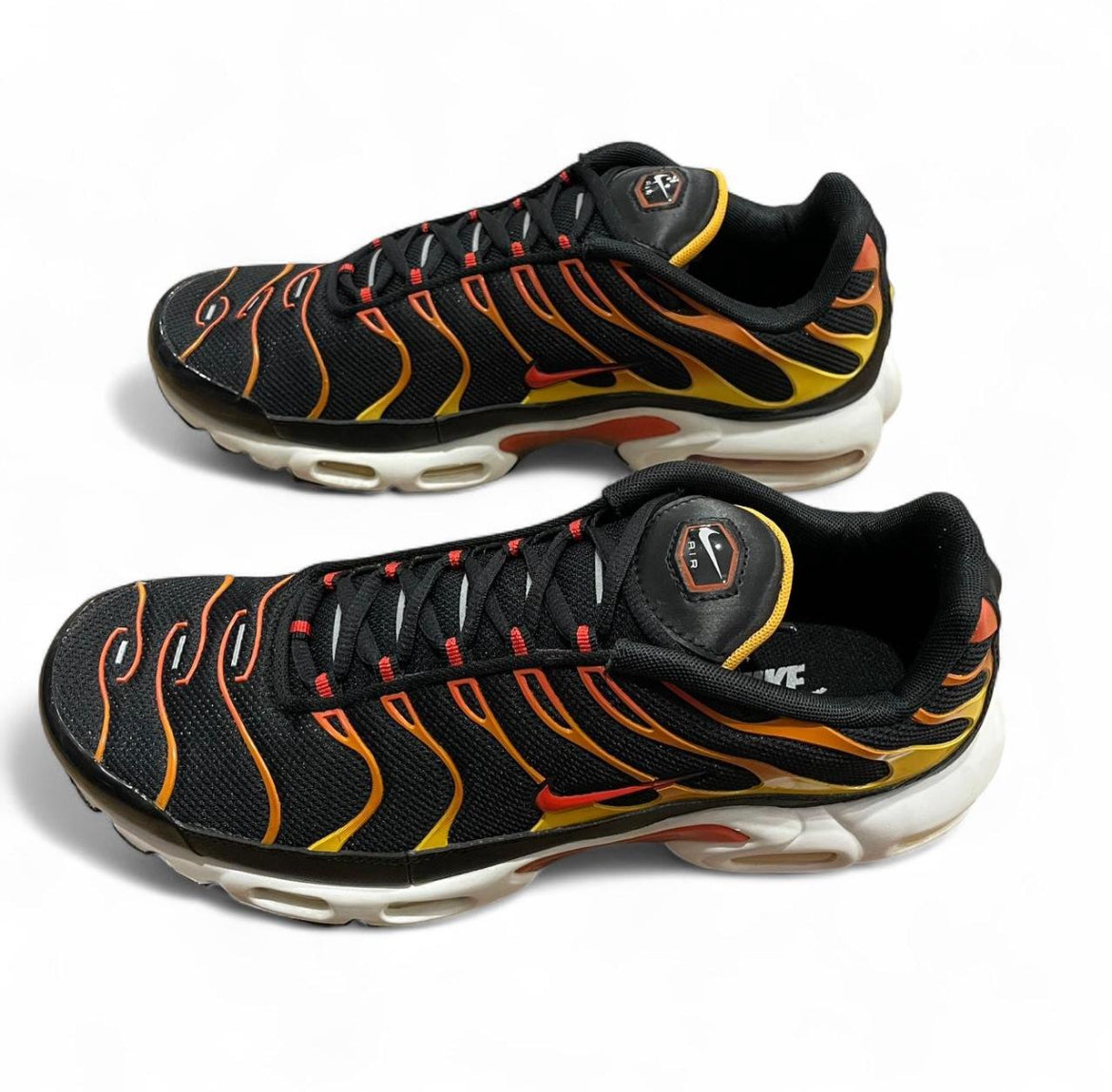 DC6094-001 Nike Air Max Plus TN ‘Reverse Sunset’ (2021)