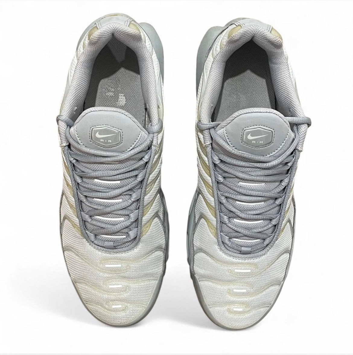 852630-029 Nike Air Max Plus TN ‘Wolf Grey’ (2018)