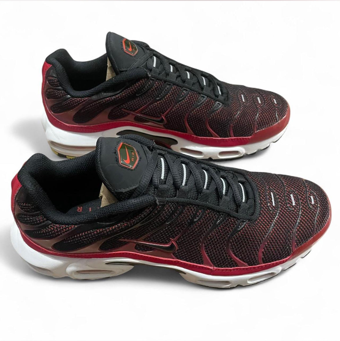 852630-604 Nike Air Max Plus TN ‘Red Black’ (2019)