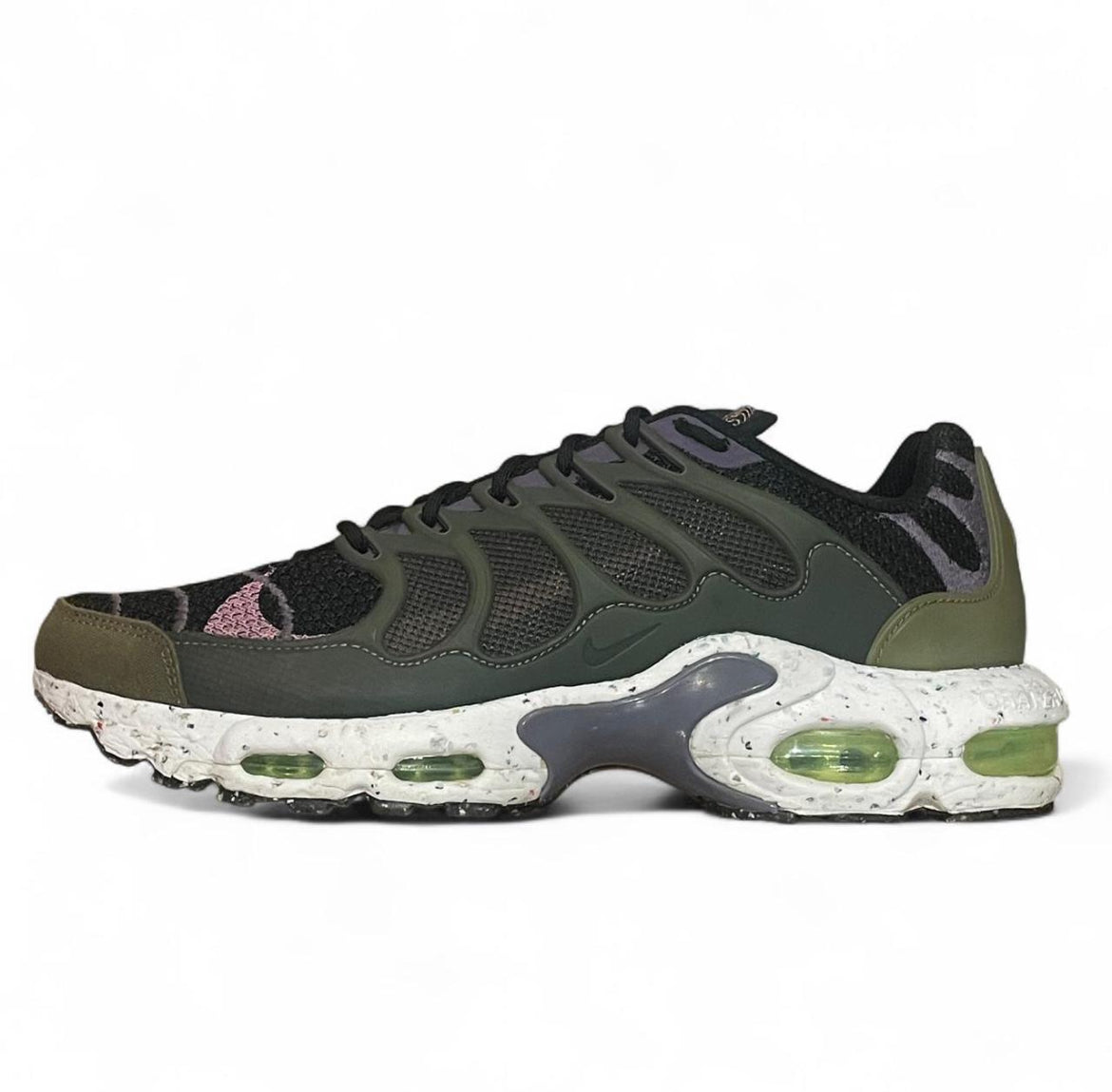 DN4590-004 Nike Air Max Terrascape Plus ‘Off Noir Pilgrim’ (2022)