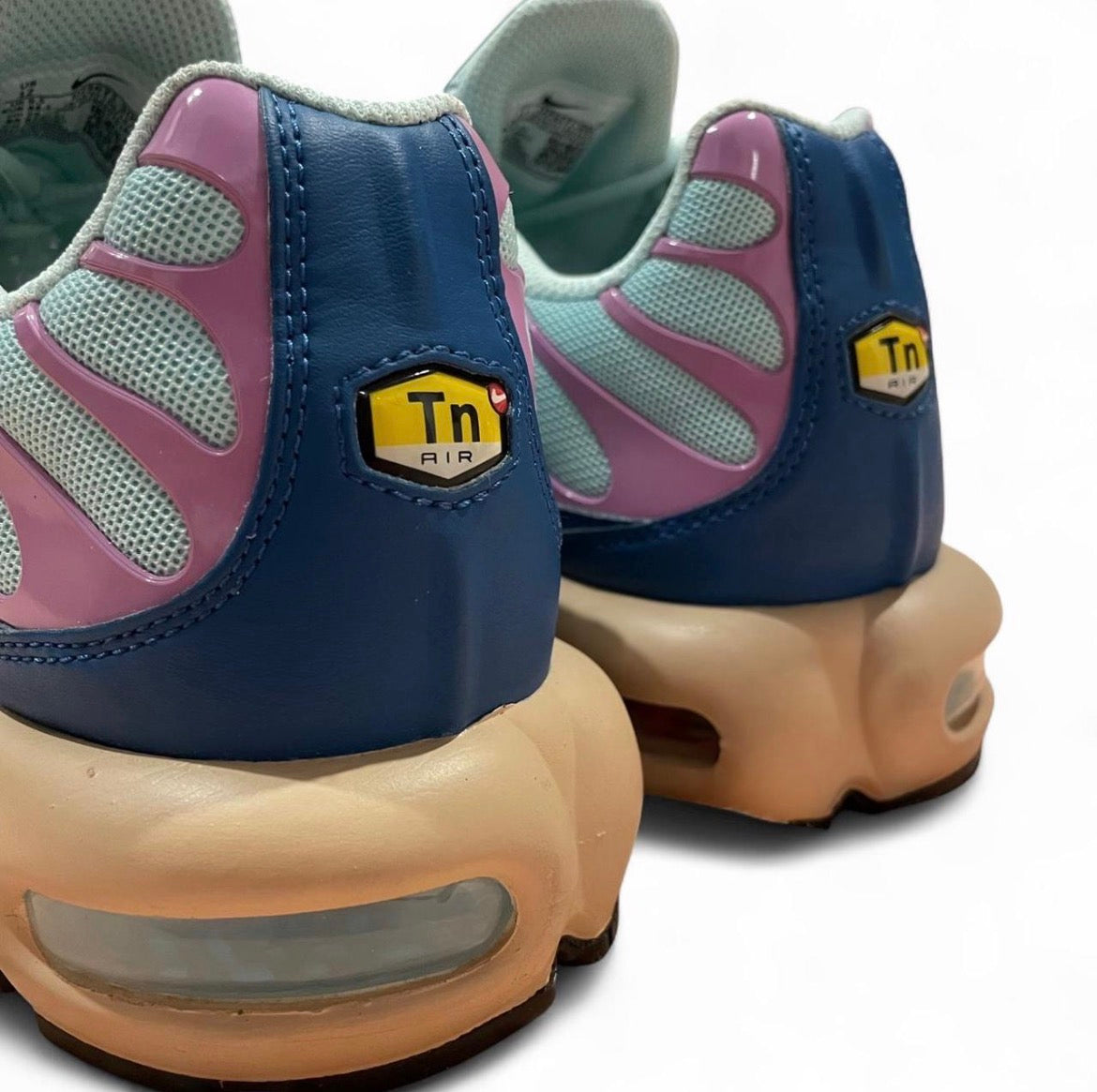 DZ3671-300 Nike Air Max Plus TN (Womens) ‘Jade Ice’ (2023)